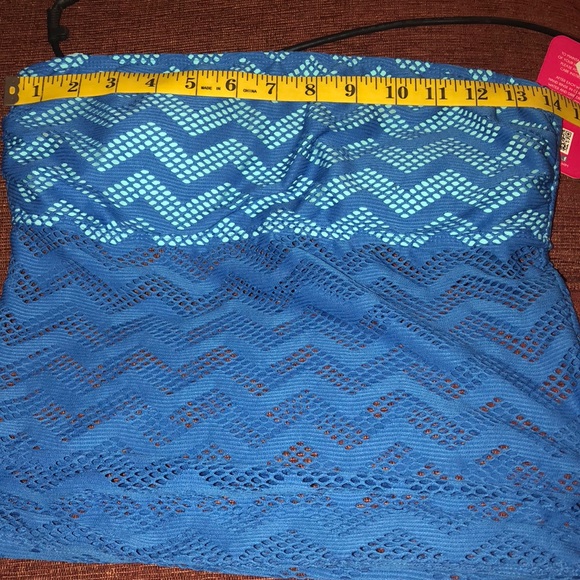 2 Piece bathing suite - Picture 7 of 8